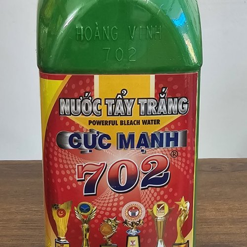 TẨY TRẮNG 702 1L